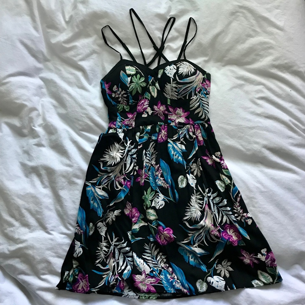 Xhilaration Tropical Flowy Dress